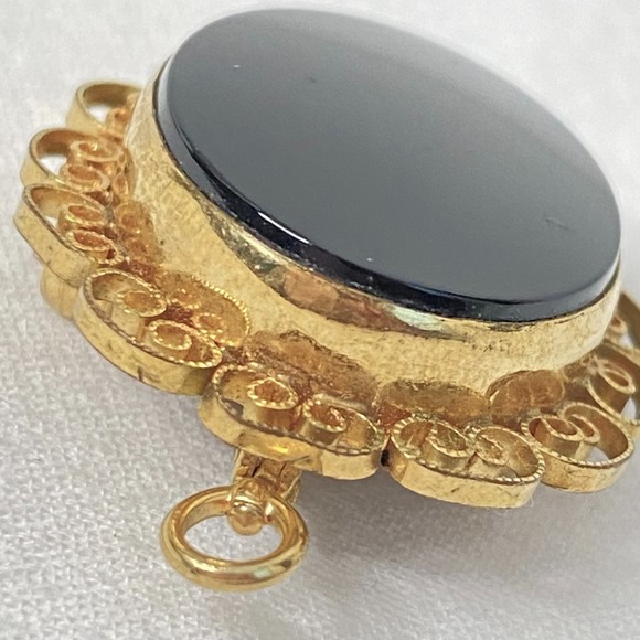 Carla Pendant/Brooch 1/20 12K GF Black Stone Filagree Setting - Picture 5 of 8